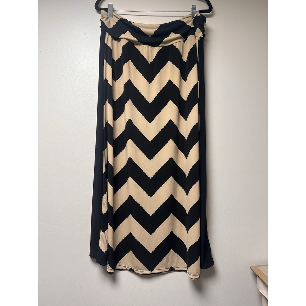 Cato Tan And Black Chevron Maxi Skirt Size 18/20